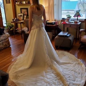 Wedding gown NWT